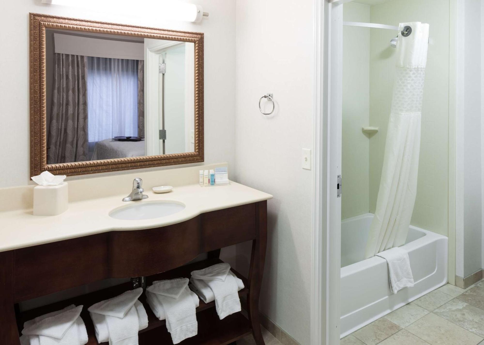 Hampton Inn & Suites Westford-Chelmsford Esterno foto