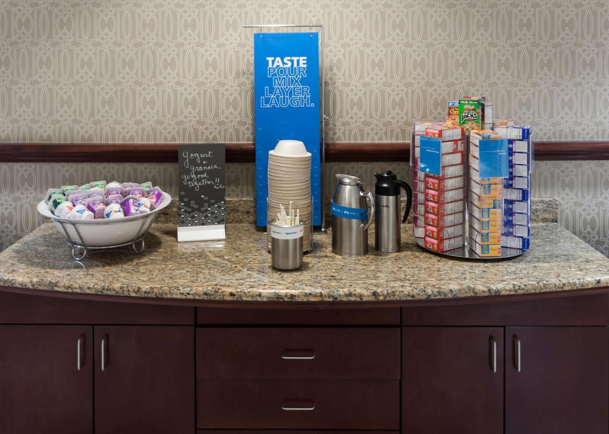 Hampton Inn & Suites Westford-Chelmsford Esterno foto